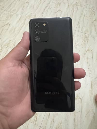 Sumsung s10 lite