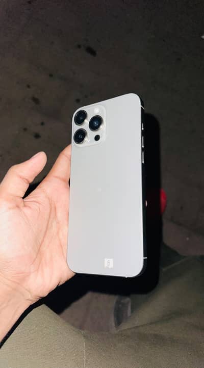 Apple iPhone 16 Pro Max