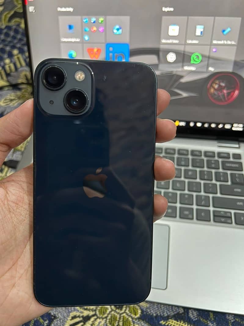 Apple iPhone 13 9