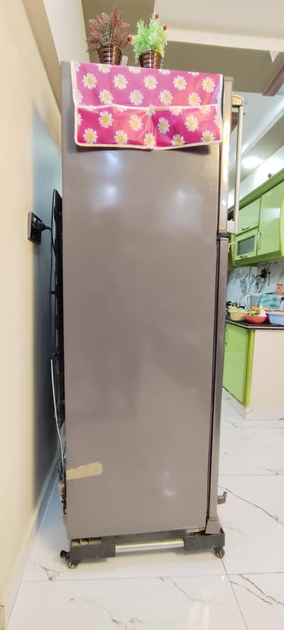 Dawlance Refrigerator is available for sale in good condition