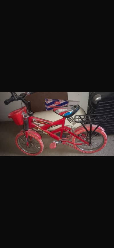 Girls cycle