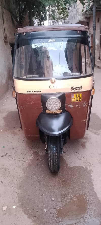 Sazgar good condition petrol urgent sale 03151213580