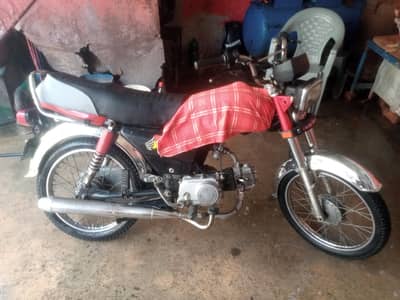 Road prince bike hai bilkul okay engine okay hai body bilkul okay hai