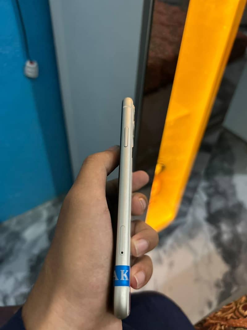 Apple iPhone 11 bypass 2
