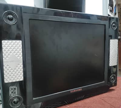 HP 17 inch LCD A+ condition with TV option