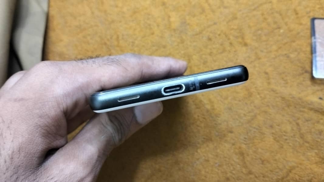 Google Pixel 6a 4
