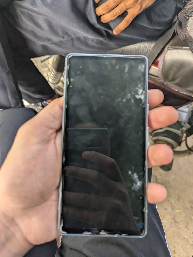 Google Pixel 7a 5