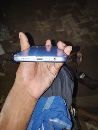 Vivo Y17s