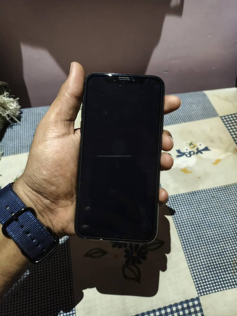 Apple iPhone X 3