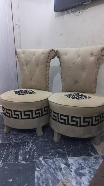 2 Sofa Chairs