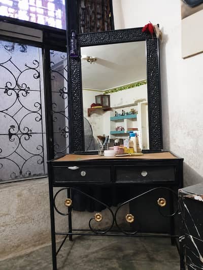 mirror