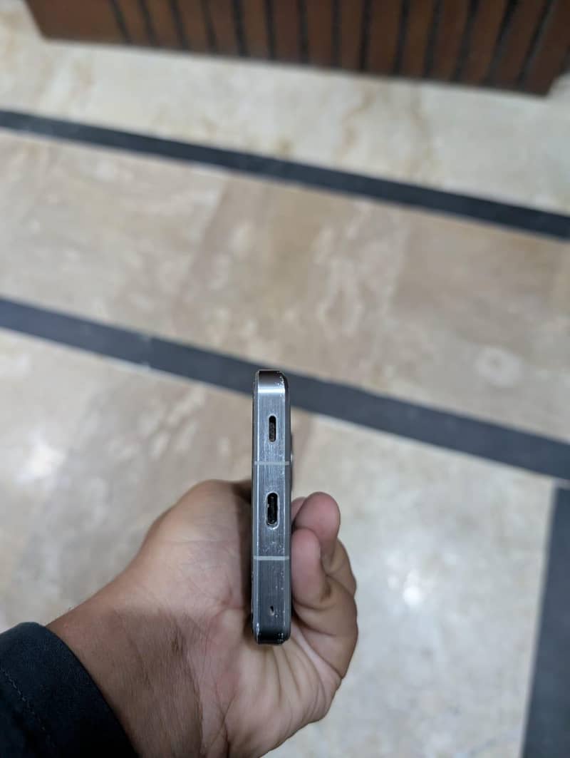Sharp Aquos R7 5
