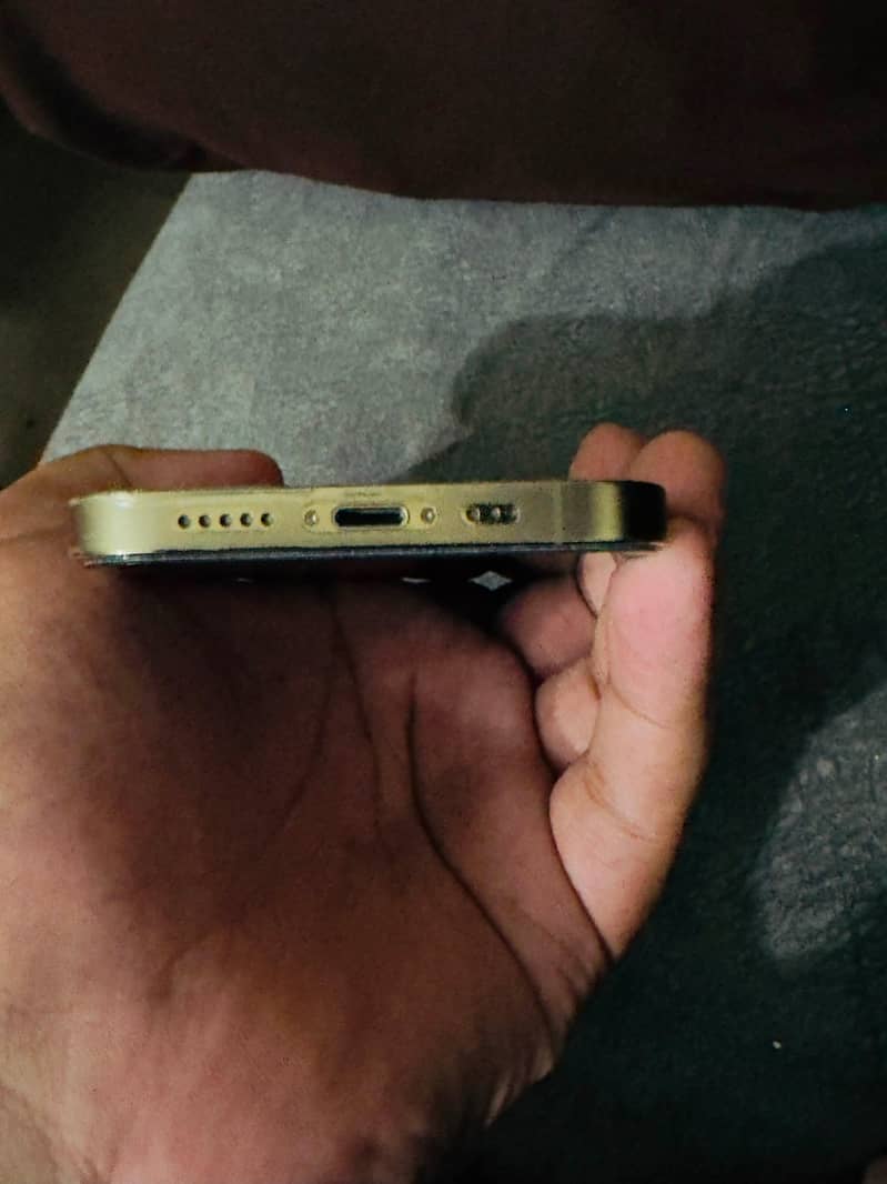 Apple iPhone 12 Pro 1