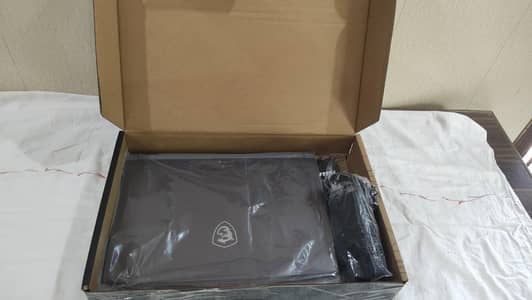 Msi Thin 15 B13VE || 24/512 Usa Varrient