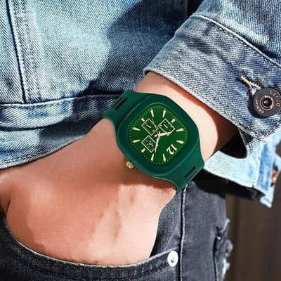 Men's Black Plastic Analogue Watch Lightweight Casual Wear