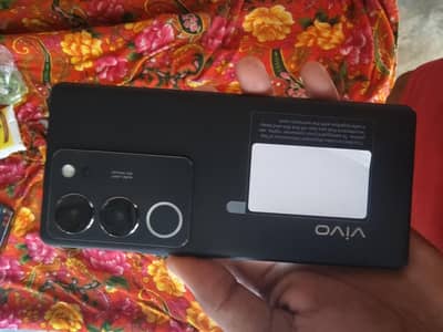 Vivo V29