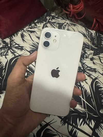 Apple iPhone 12