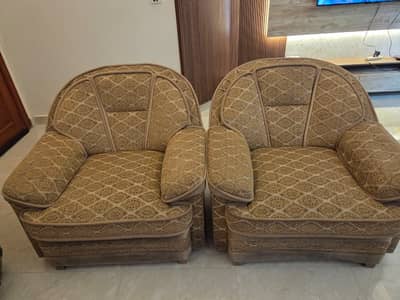 Sofa Set for Sale; 5 Seater (1+1+3)