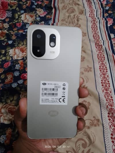 Itel City 100