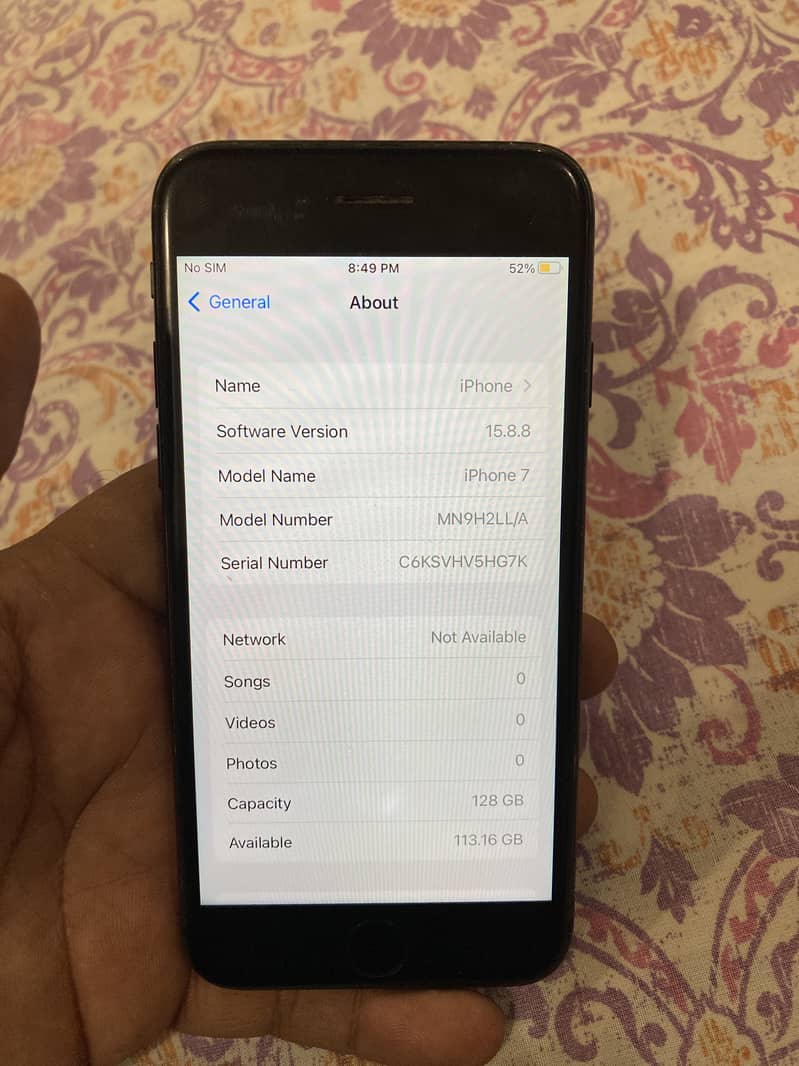 Apple iPhone 7 1