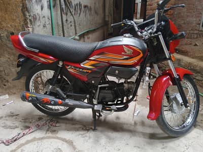 Honda pridor
