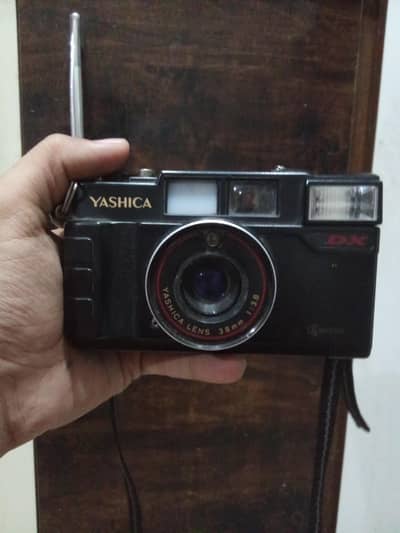 Yashica MF 2 Super