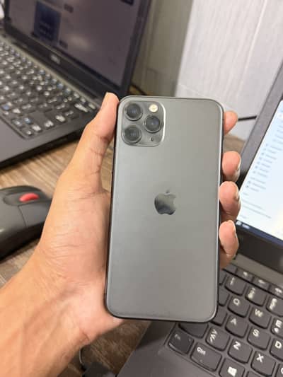 Apple iPhone 11 Pro 256 Gb Whatsapp : 03==42==45==93==231