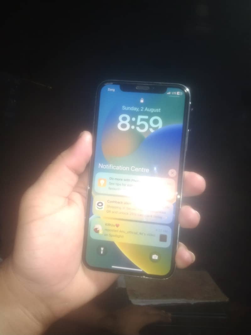 Apple iPhone X 2