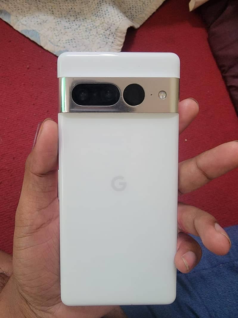 Google Pixel 7 Pro 6