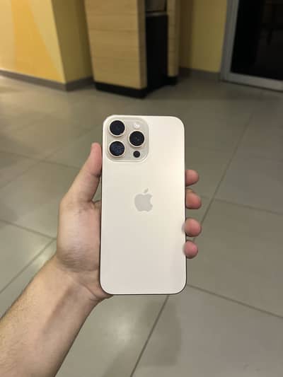Apple iPhone 16 Pro Max