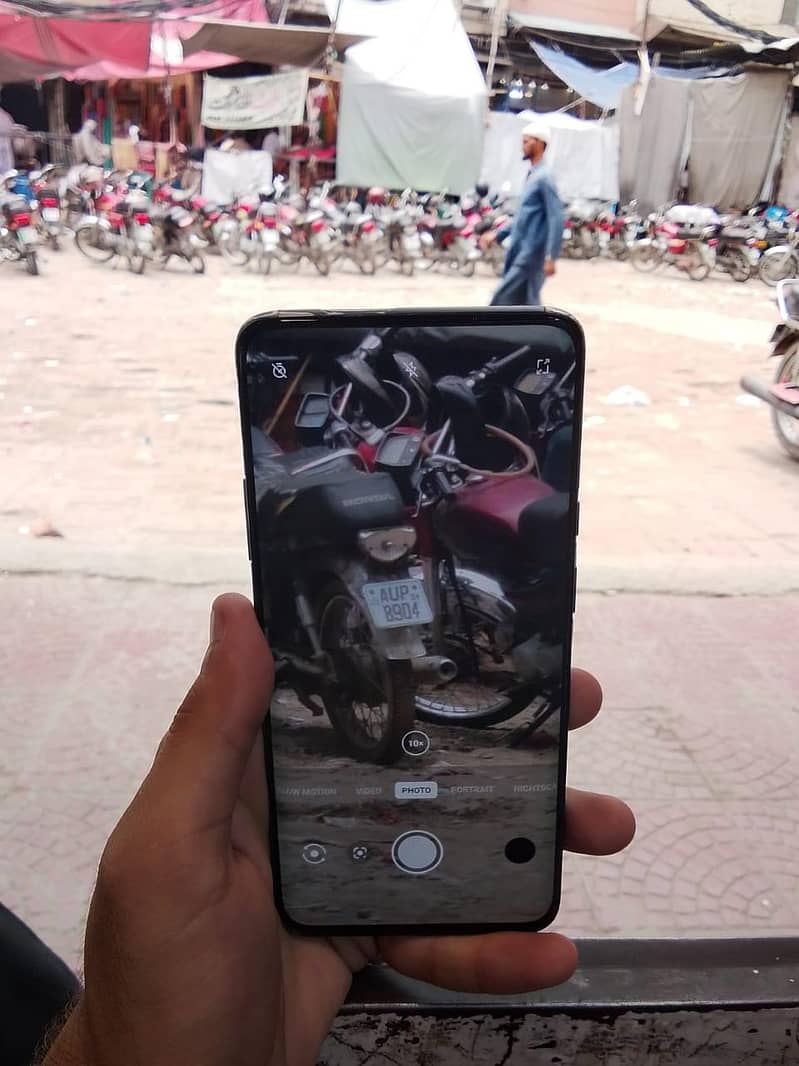 One Plus 7 Pro 3