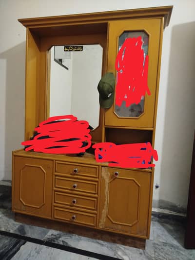 Almari for sell