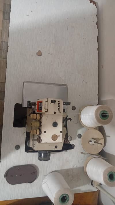 JUKI MO-2316 Industrial Overlock Machine – Good Condition