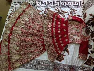 Heavy Bridal/Baraat Lehenga - Only Worn once - Excellent Condition