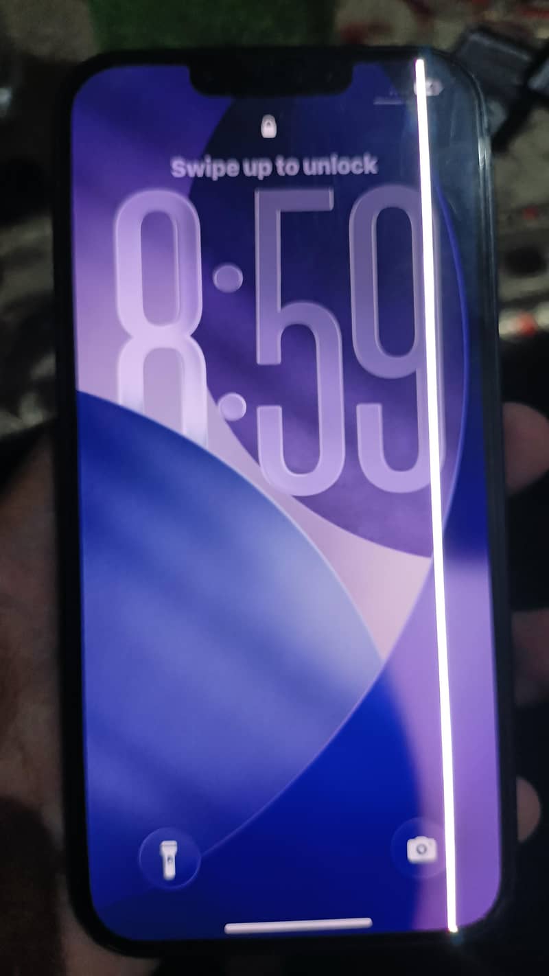 Apple iPhone 13 4