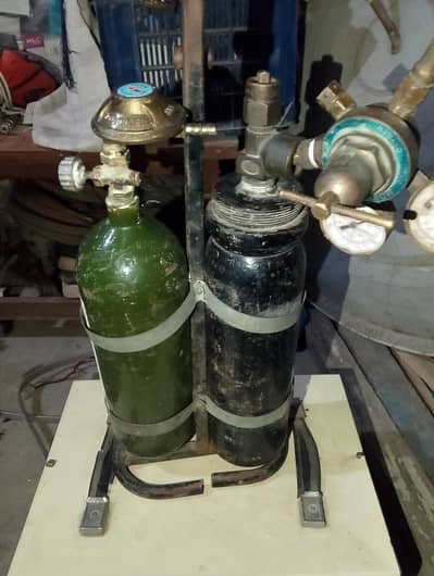 Oxygen and LPG