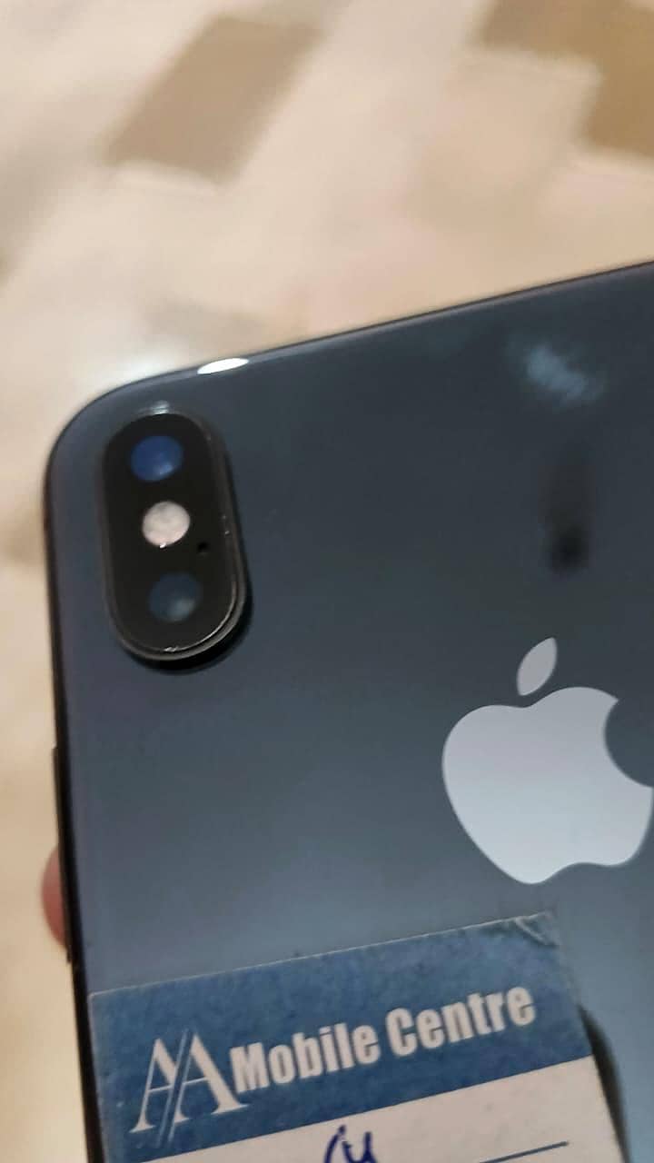 Apple iPhone X 5