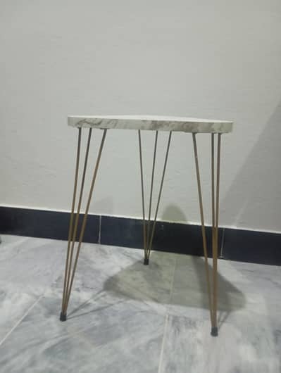 coffee table new condition