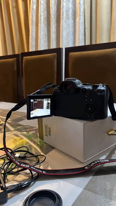 Canon EOS R6 Mirrorless Digital Camera - selling price 7 lac