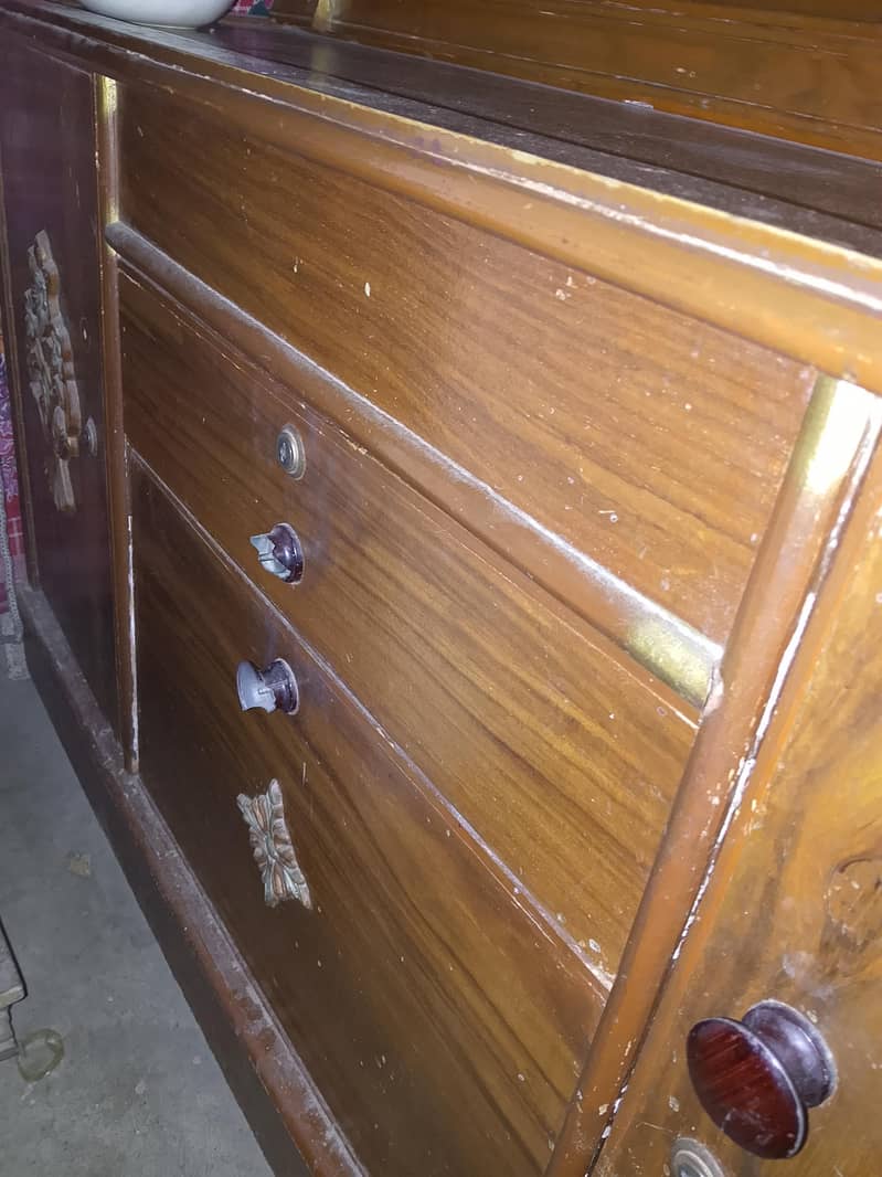 dressing table 1
