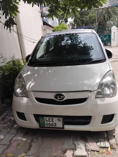 Daihatsu Mira 2011