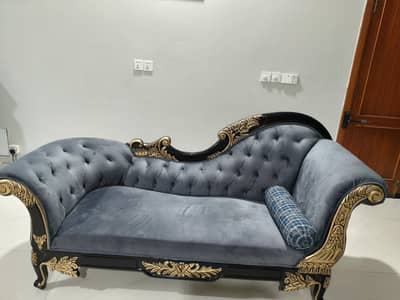dewan gray eooden like new