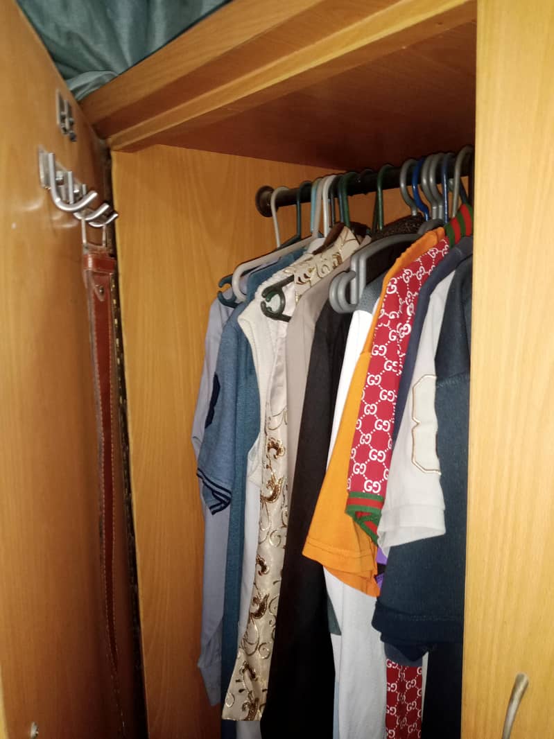 wardrobe 3