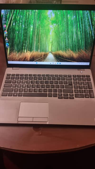 Dell Latitude 5511 | Core i7-10850H | 24GB RAM | 512GB SSD