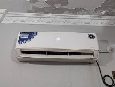 Dawlance chrome 30 inverter