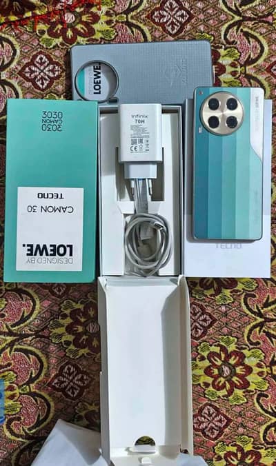 Tecno CAMON 30