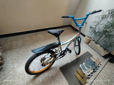 BMX cycle