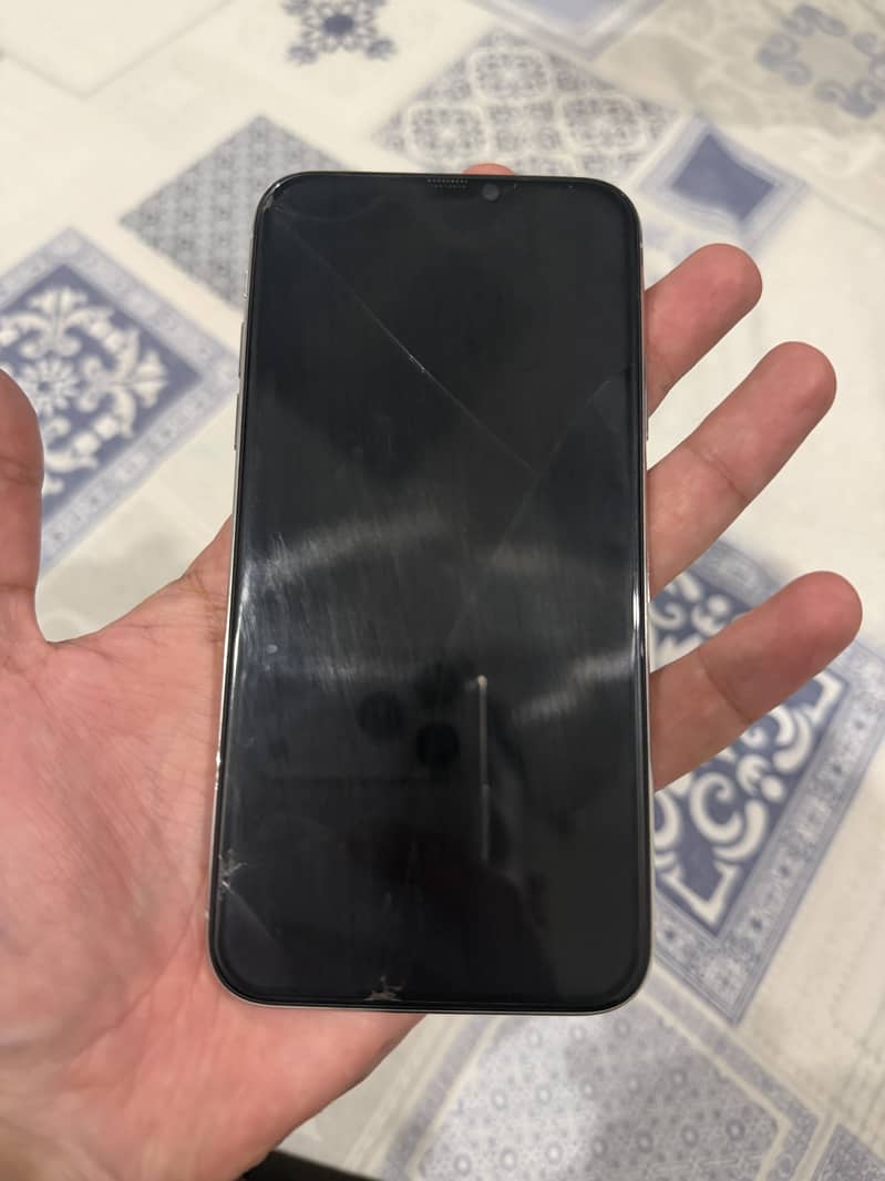 Apple iPhone X 1