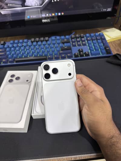 Apple iPhone 17 Pro Max - 512GB Uk Variant with box