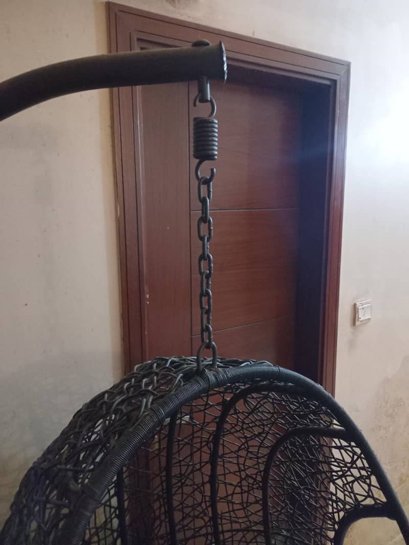 egg/swing chair with stand and cushion 4